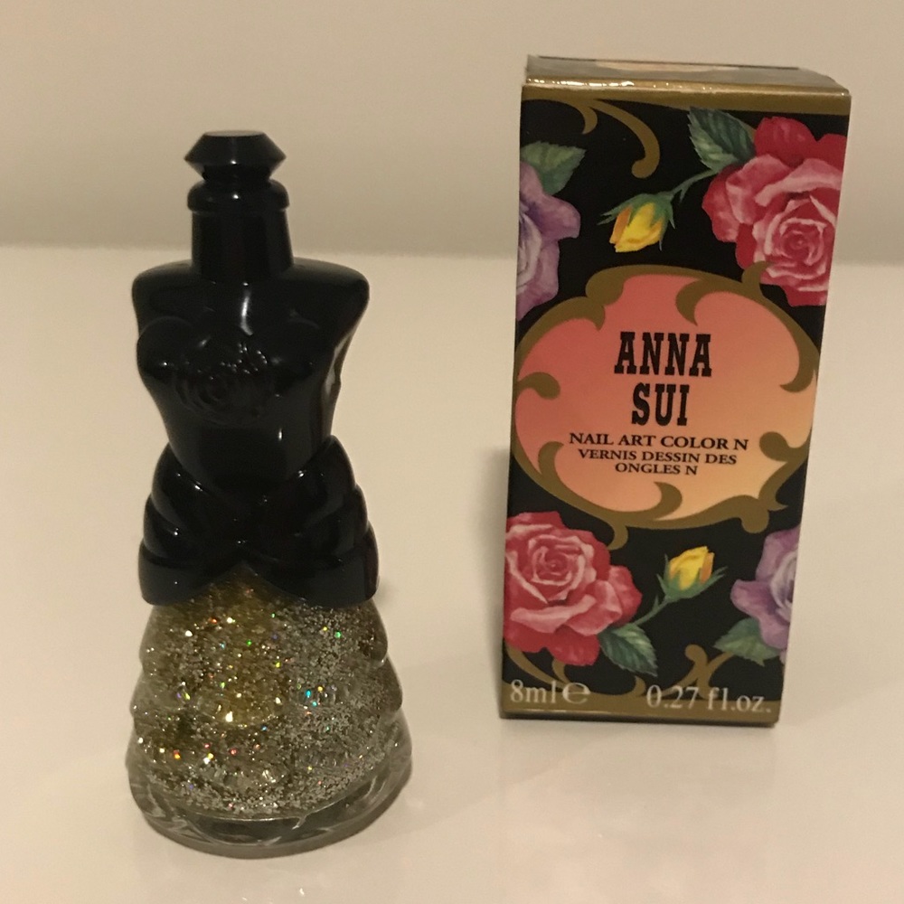 Anna Sui Glitter Nail Polish 082 NWT